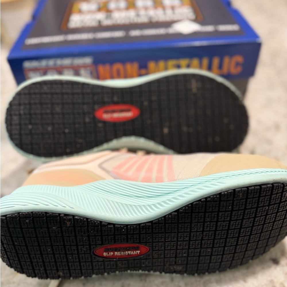 Skechers Women’s Beige & Teal Sneakers – Size 8 – Like New! - Picture 6 of 7